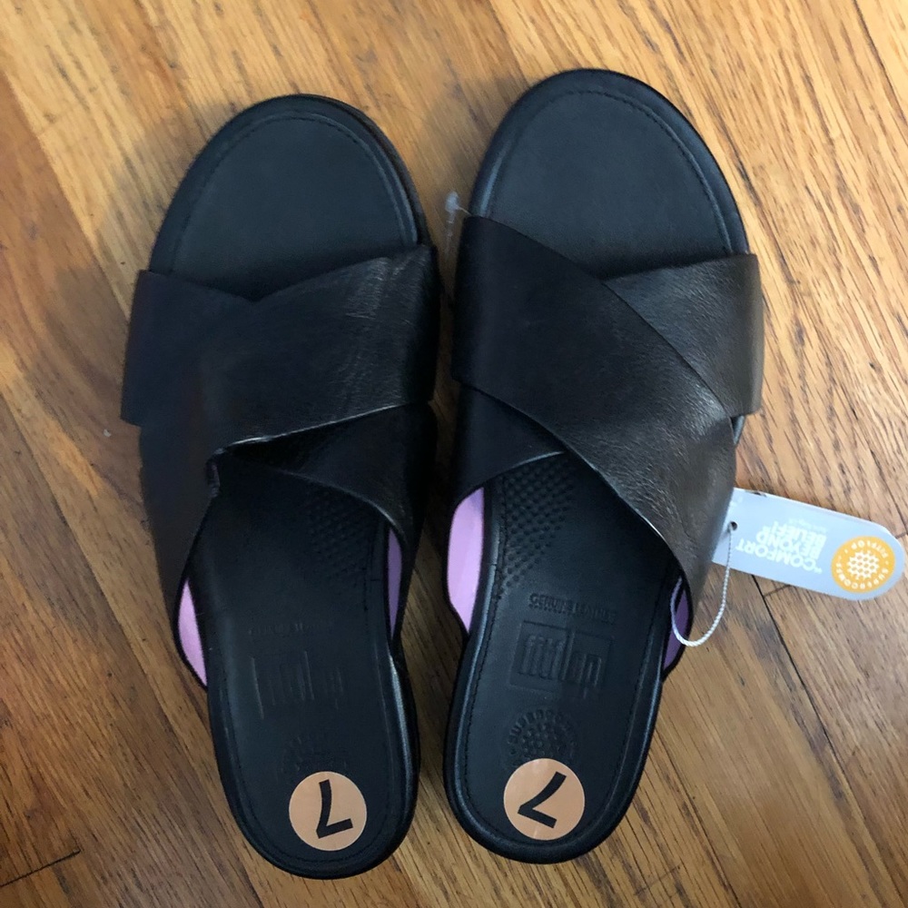 FitFlop black leather sandals